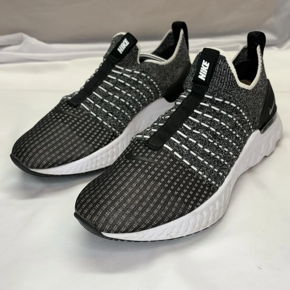 Nike React Phantom Run Flyknit 2 Women's Size 10 Running Shoes Black White Oreo